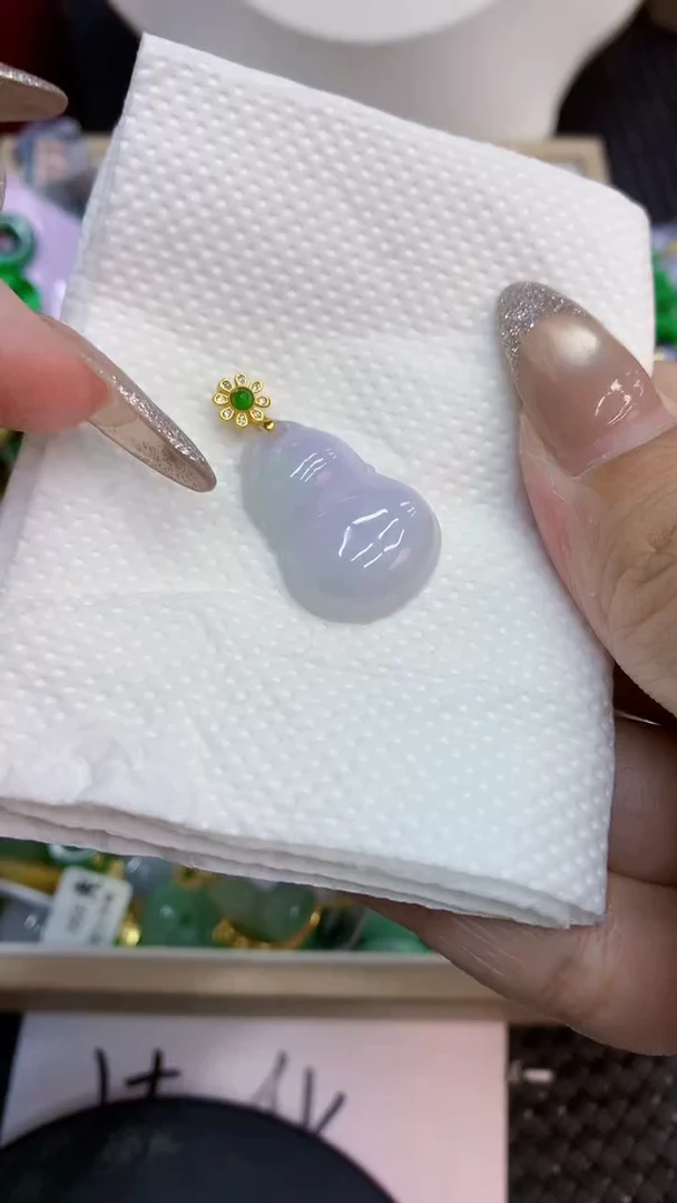 颈饰未镶嵌翡翠1