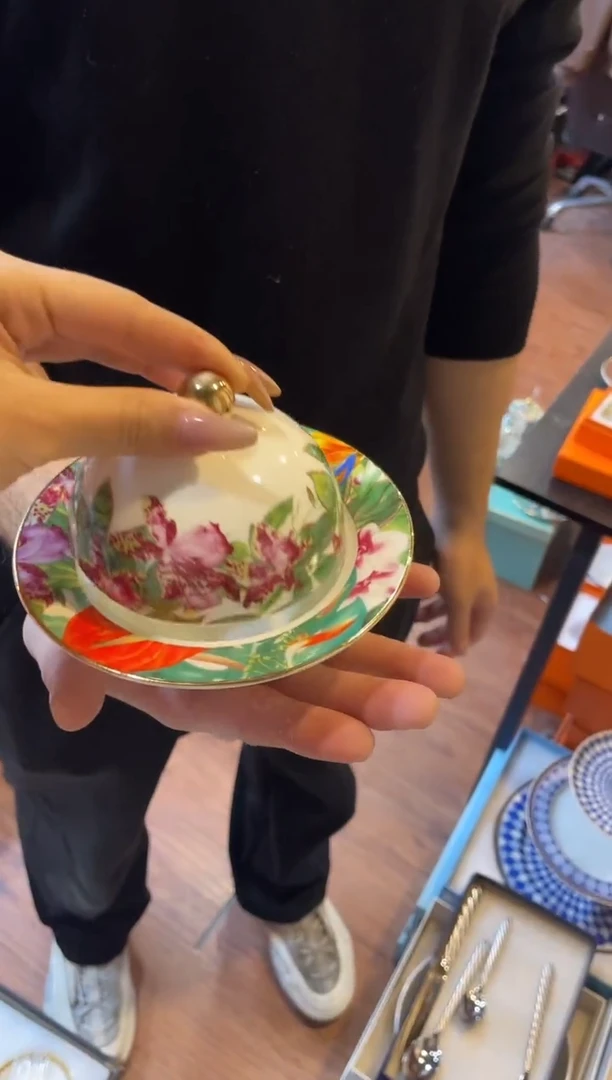 杯鸿辉家品牌瓷器，京东包邮！