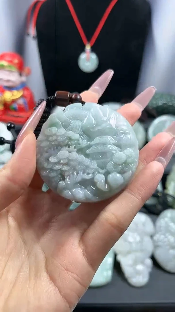【闪购商品】翡翠颈饰未镶嵌双面雕山水牌