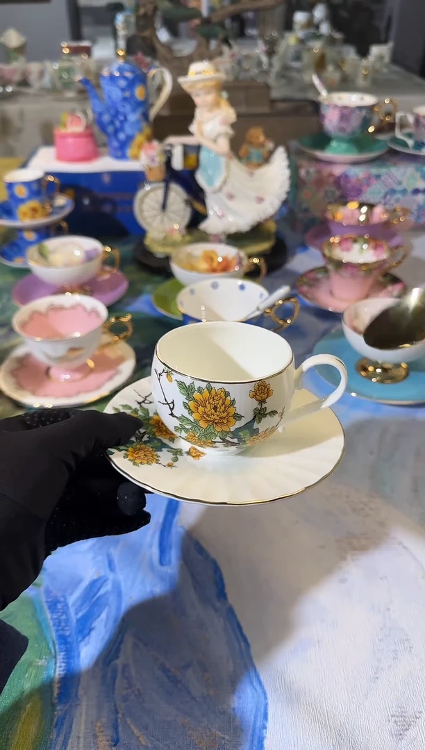 【闪购商品】瓷片大牌同款 手绘描金+骨瓷材质送小汤勺