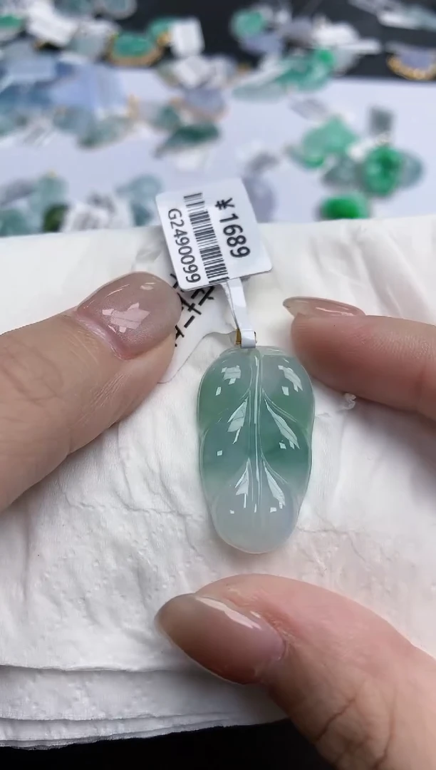 【闪购商品】翡翠颈饰18K金镶嵌天然缅甸翡翠A货