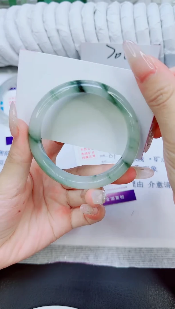 未镶嵌手镯石英质玉43/56