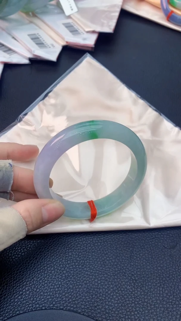 未镶嵌手镯翡翠0232214401