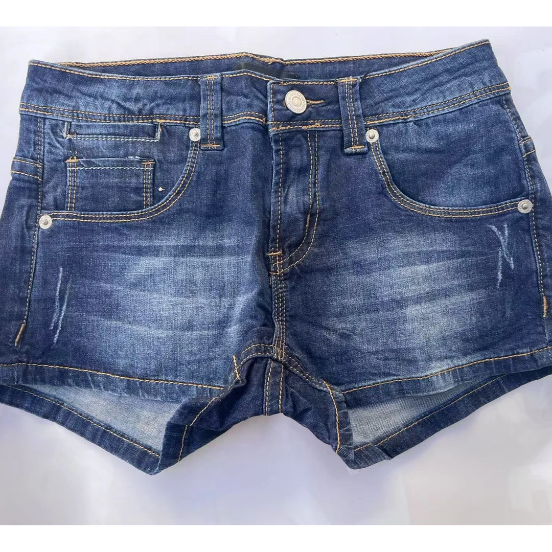 2025夏季女款时尚款短裤