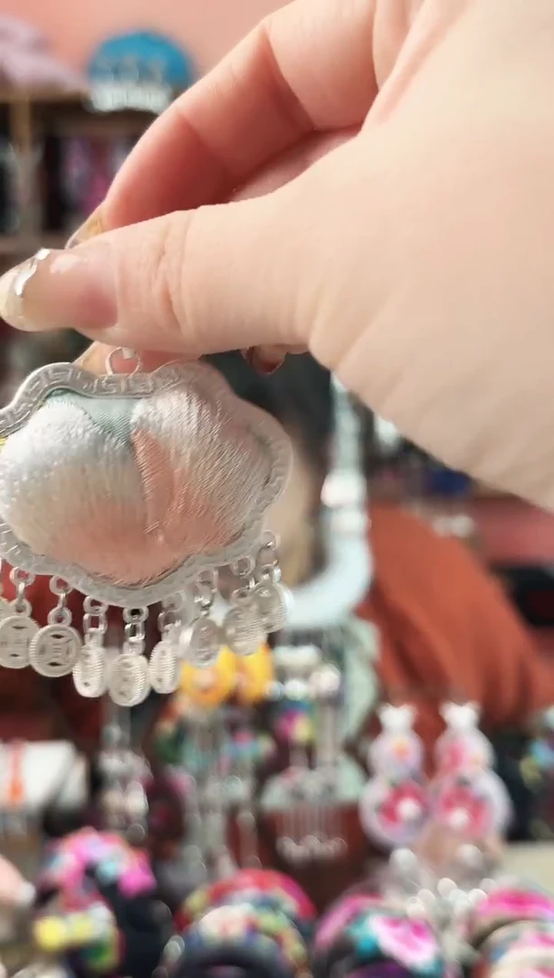 艺枝独绣手工饰品97