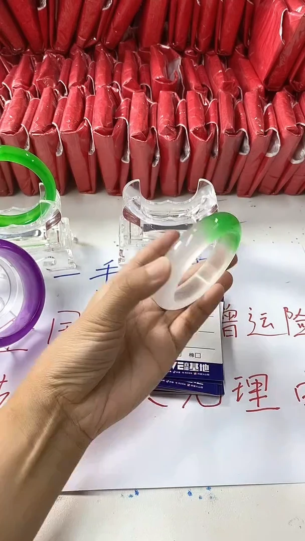 流行美美百搭真实好看直播间119