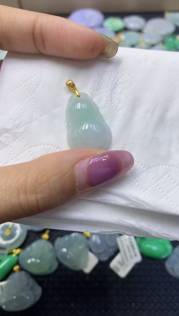 颈饰未镶嵌翡翠天然缅甸翡翠A货