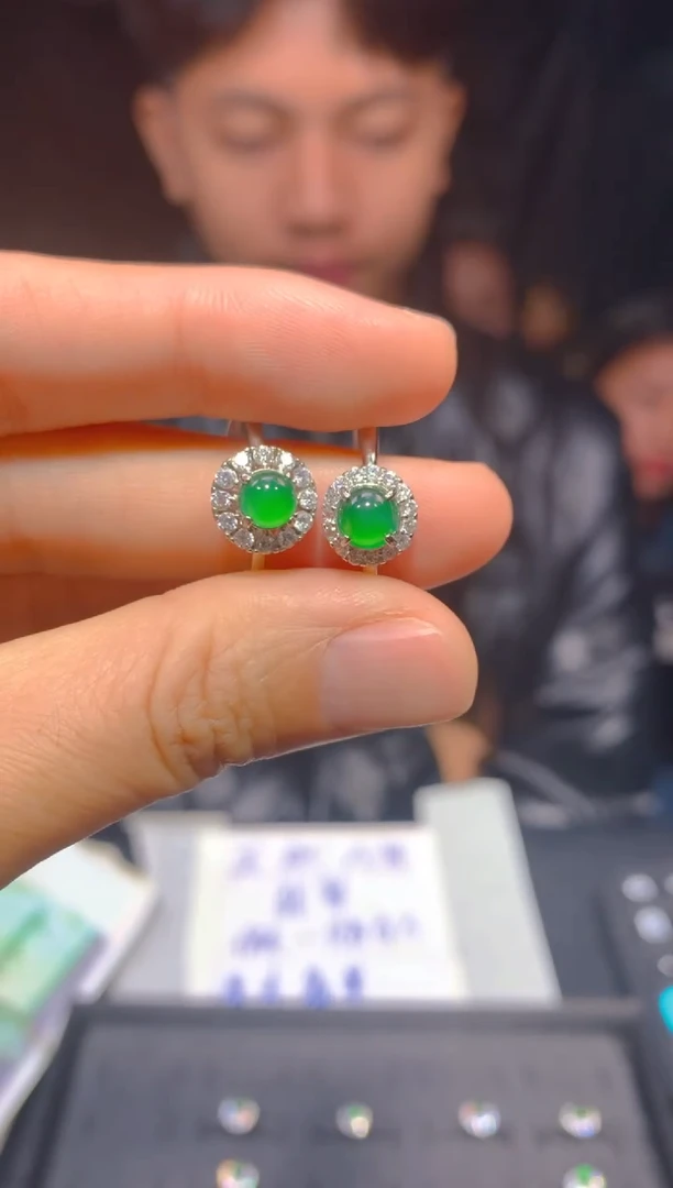 【闪购商品】定制翡翠未镶嵌5多样性发货（发其一）