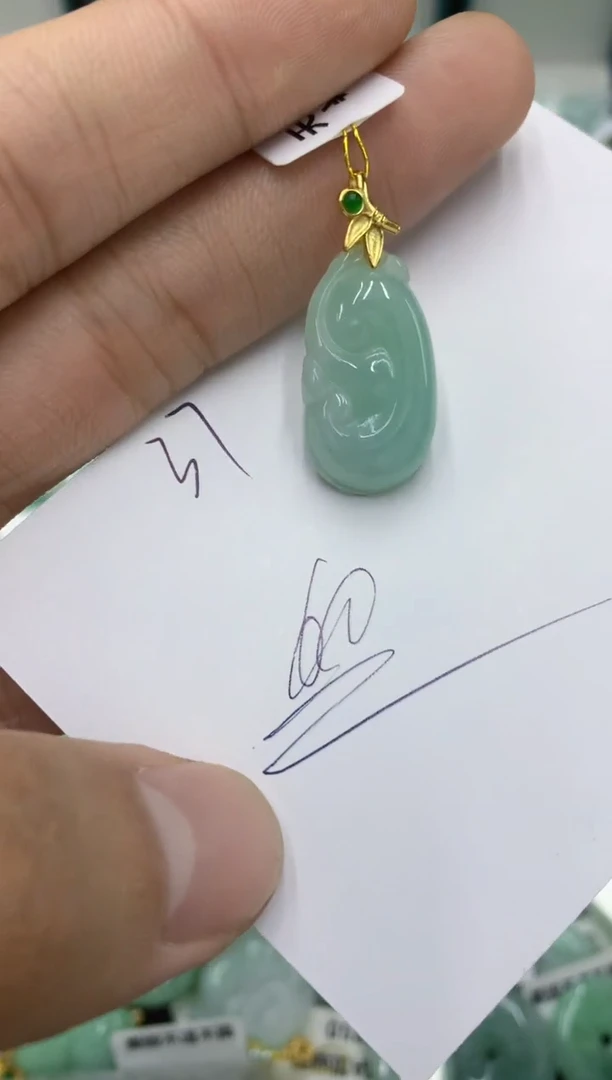 翡翠未镶嵌颈饰号链接1111111