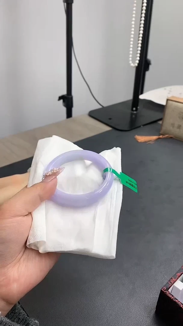 【闪购商品】翡翠手镯未镶嵌00009230