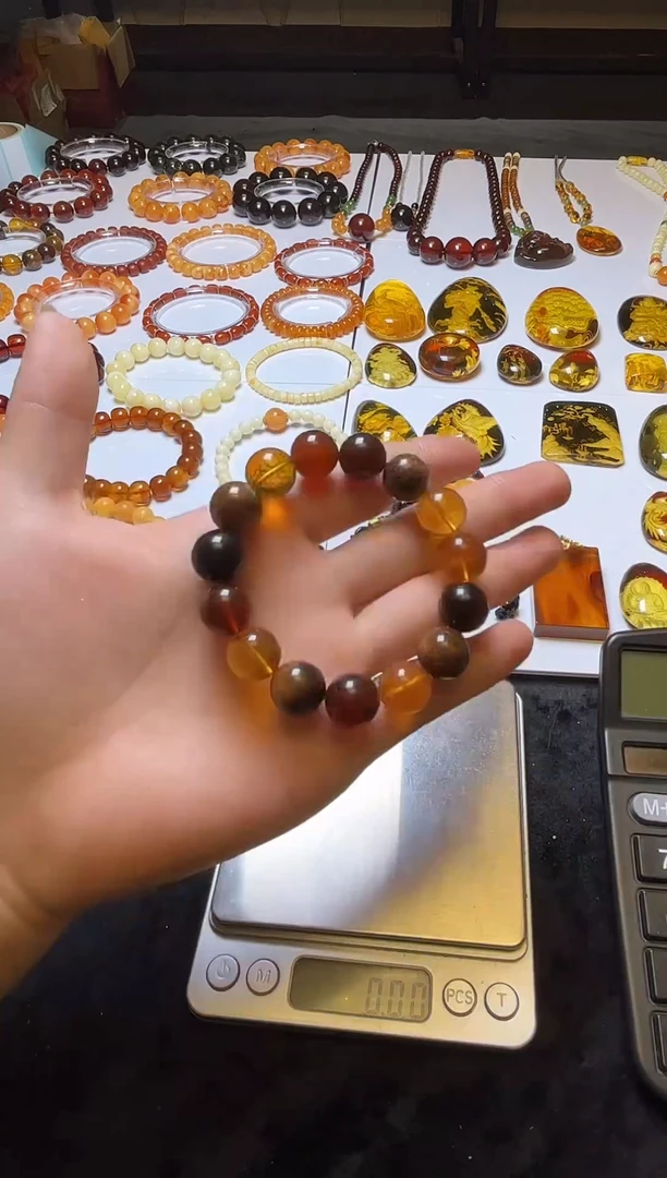 手串琥珀未镶嵌琥珀手串