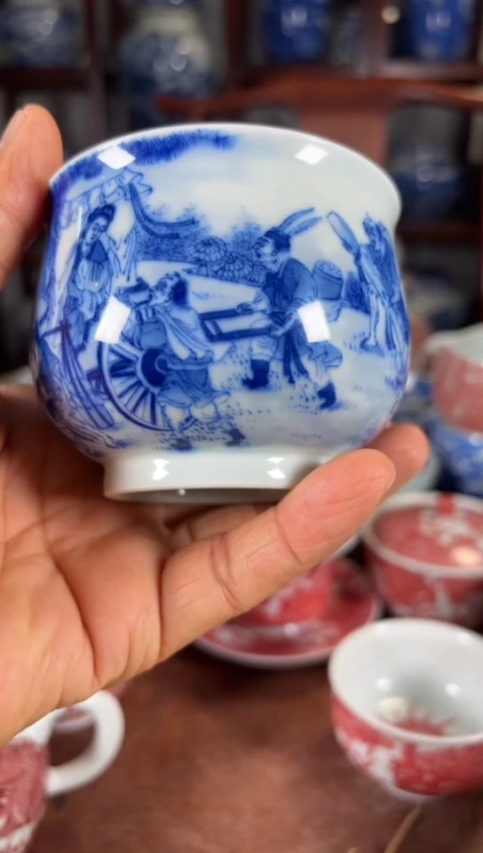 柴窑青花钟馗嫁妹杯杯