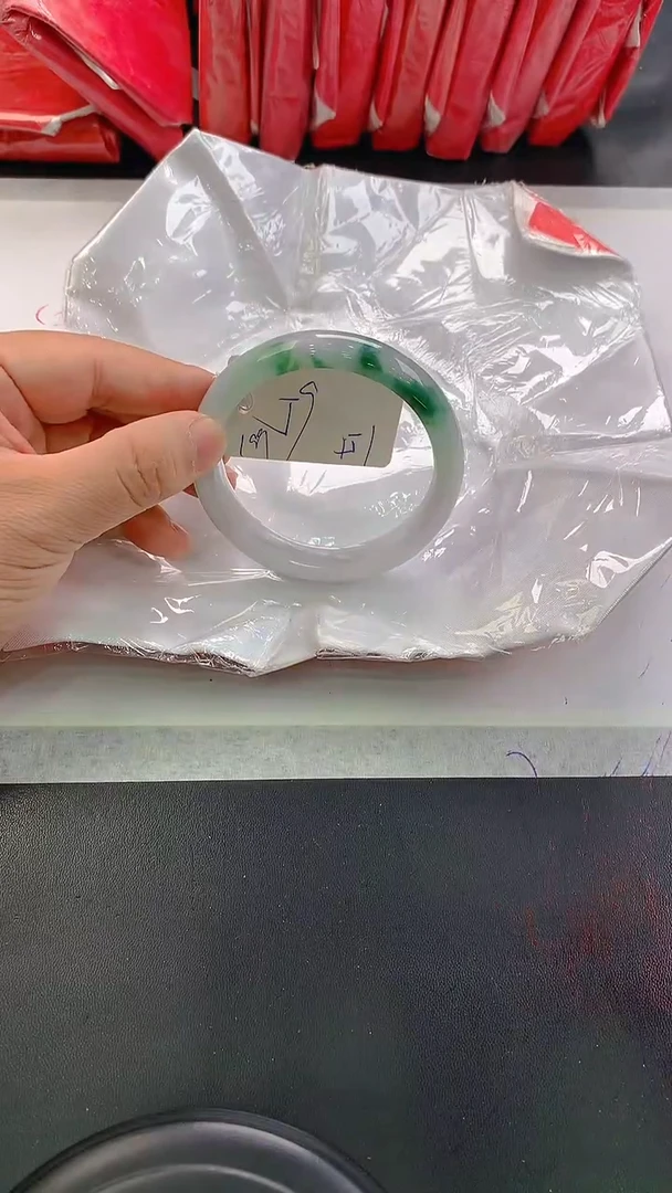 未镶嵌手镯翡翠151