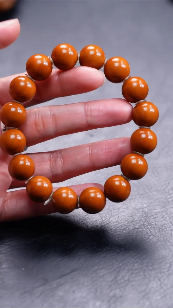 【闪购商品】橄榄核吊坠橄榄核