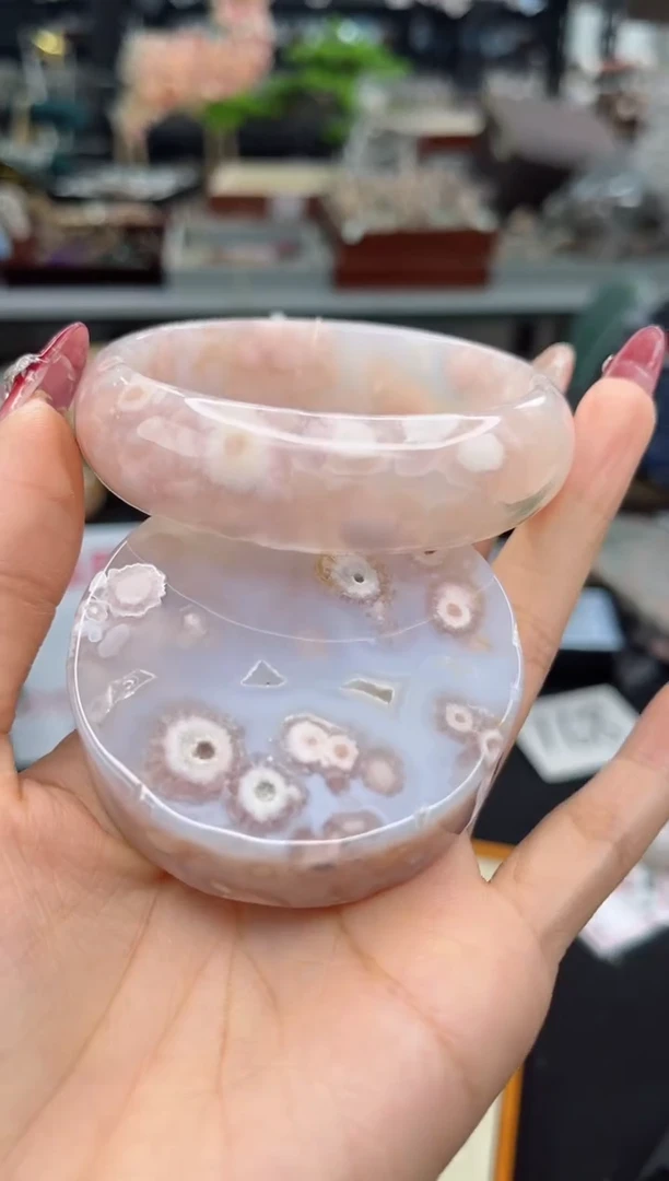 【闪购商品】石英质玉手镯未镶嵌60圈口（赠品镯心）3545695