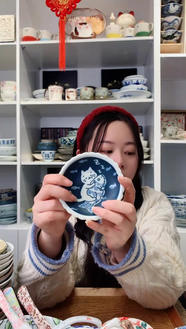 【闪购商品】钛合金日本进口小猫抱鱼蘸料碟