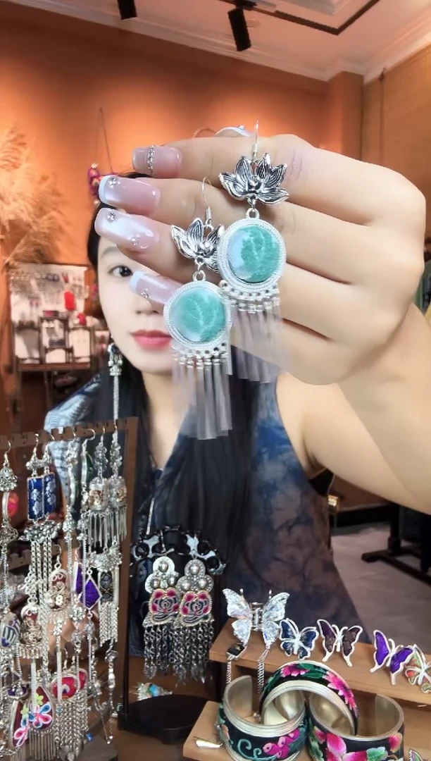 刺绣纯手工民族风耳环