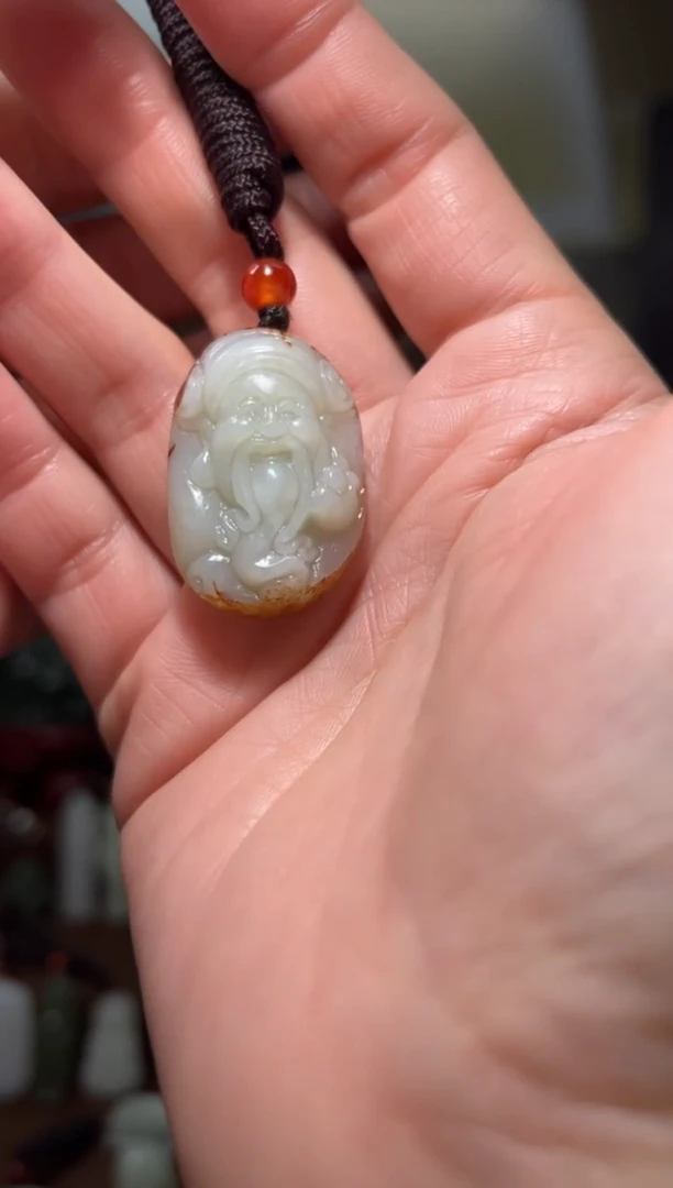 颈饰未镶嵌和田玉·