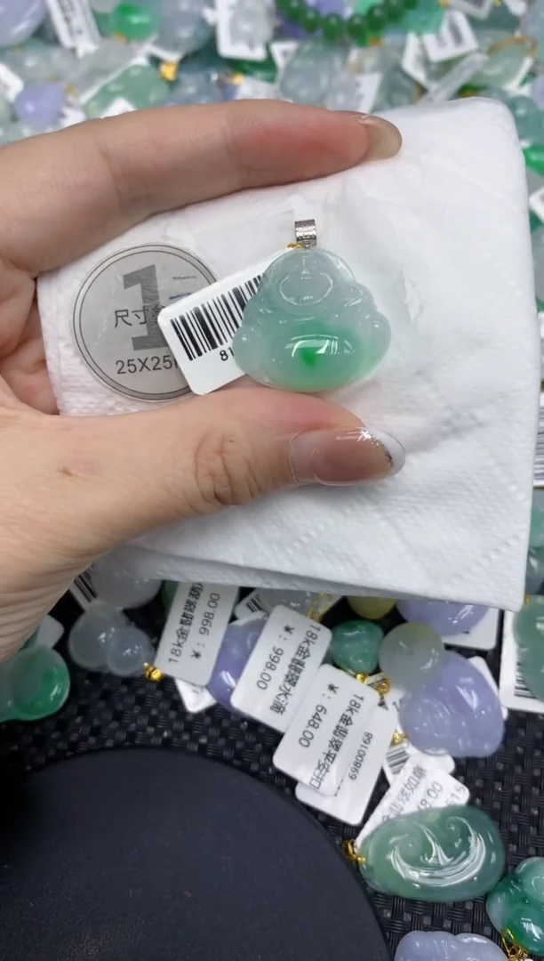 颈饰18K金镶嵌翡翠1111111