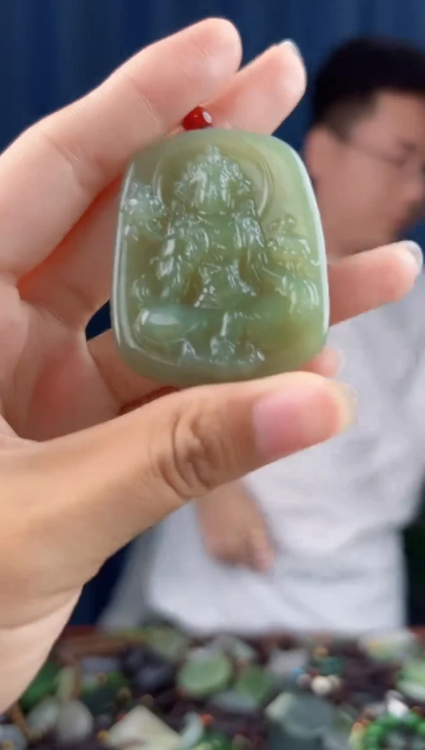 颈饰未镶嵌和田玉拍一发一，多样性发货
