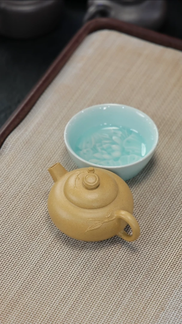 茶壶紫砂hf本绿 象秀100cc+牡丹龙珠+杯子