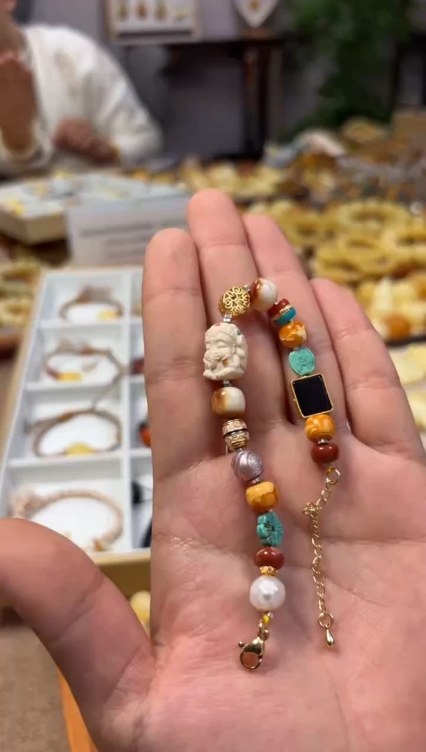 【闪购商品】蜜蜡裸石未镶嵌手串