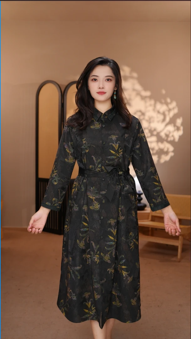 [秋叶] 25秋冬新款提花缎丝缎气质显瘦长袖连衣裙