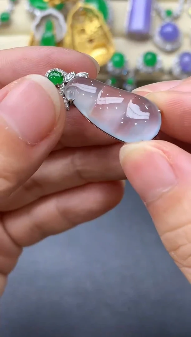 翡翠18K金镶嵌颈饰482国好珍宝