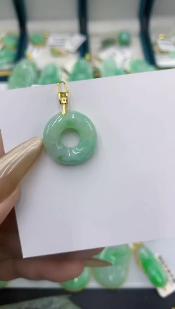 颈饰未镶嵌翡翠111111