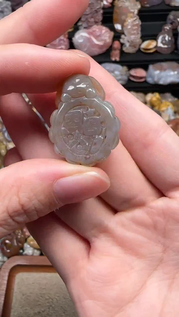 颈饰未镶嵌硅化珊瑚（珊瑚玉）055