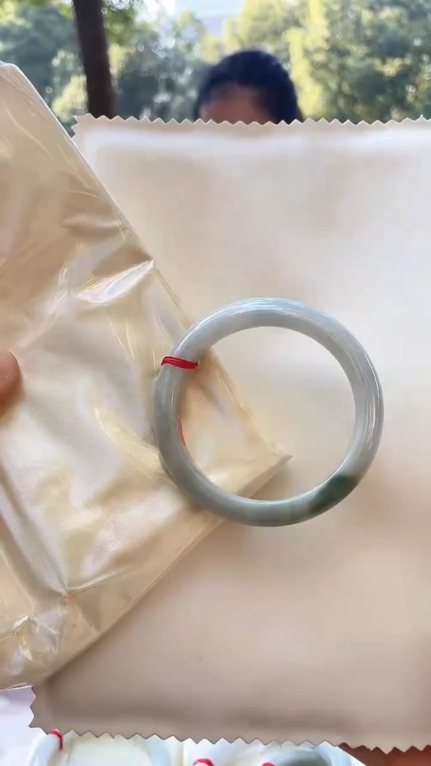 未镶嵌手镯翡翠54下22