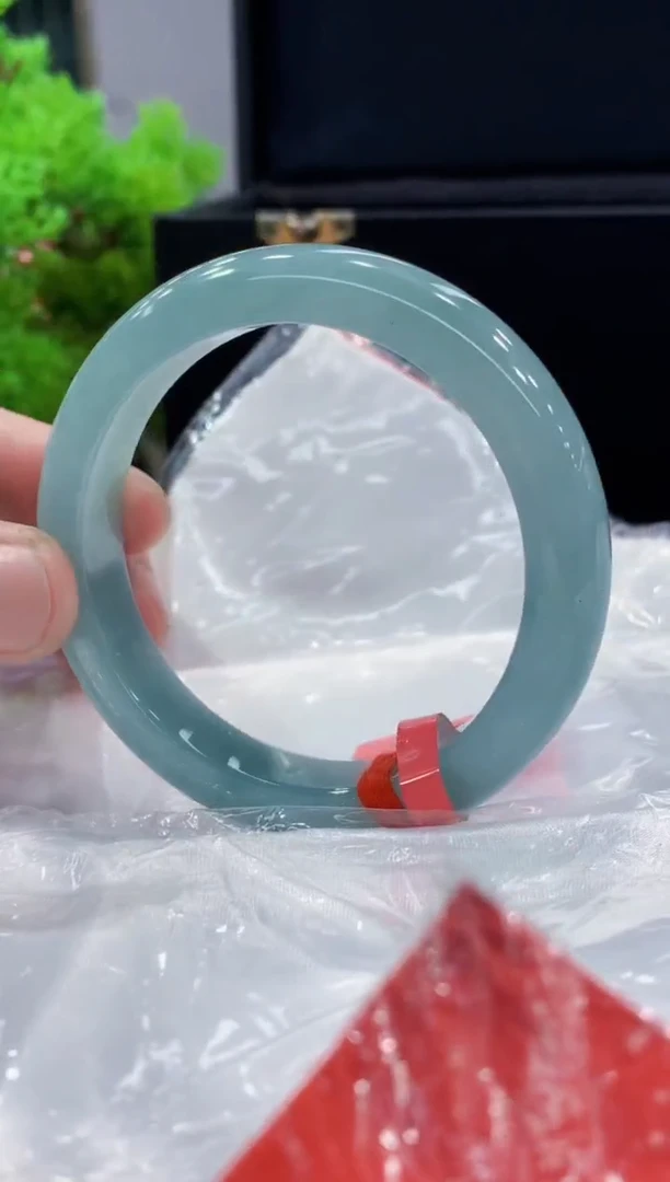 未镶嵌手镯翡翠翡翠手镯