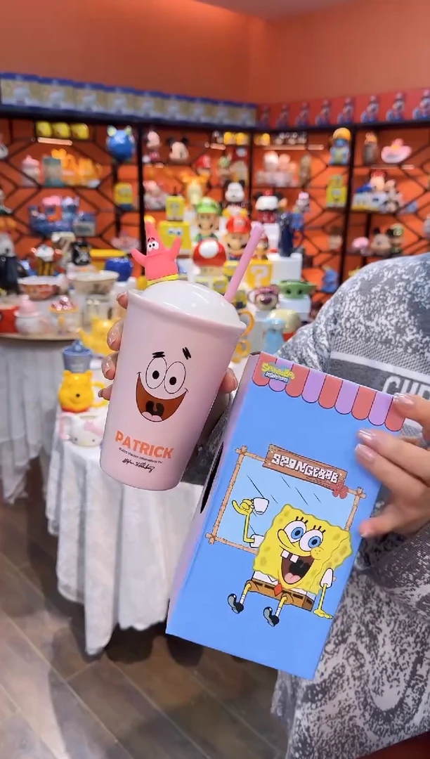 瓷片@@派大星粉色陶瓷带盖吸管杯