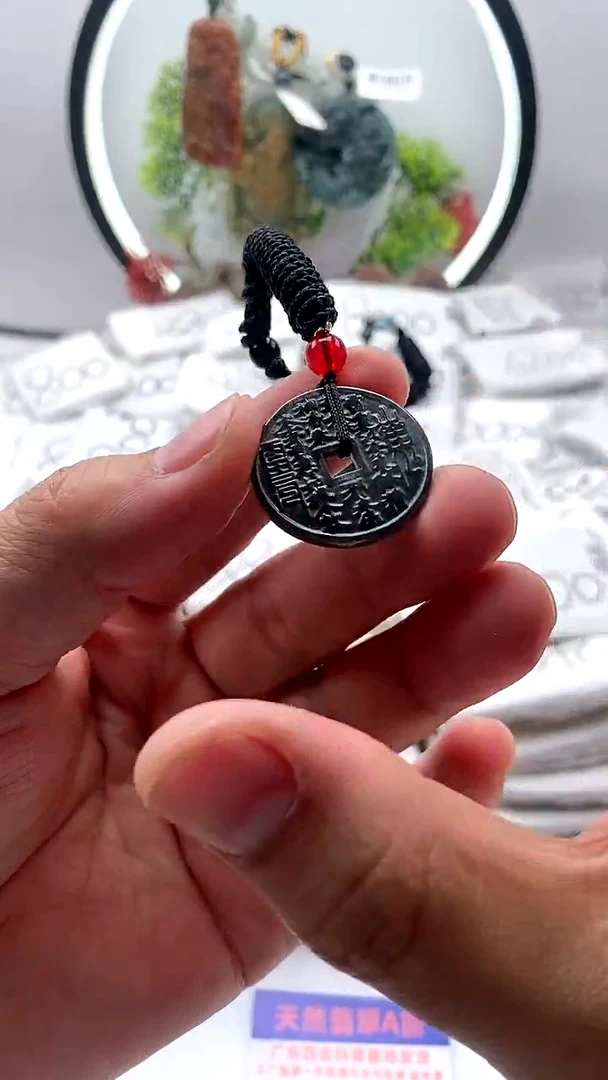 【闪购商品】翡翠颈饰未镶嵌山鬼【品质一般介意慎拍】