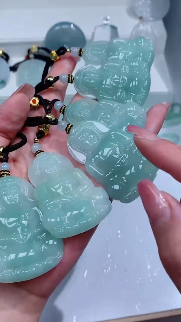 翡翠未镶嵌颈饰吊坠团购多样性发一件