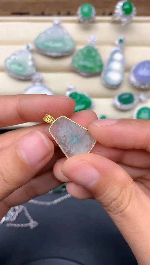 【闪购商品】翡翠颈饰18K金镶嵌19-中国好珍宝