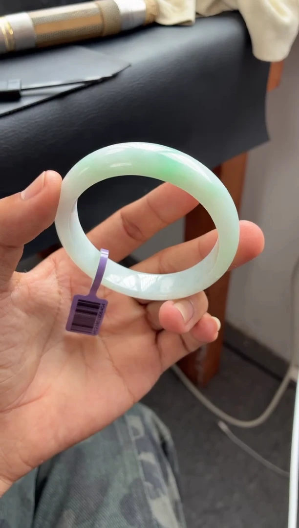 未镶嵌手镯翡翠水润细腻飘花 33号  57-58 正圈