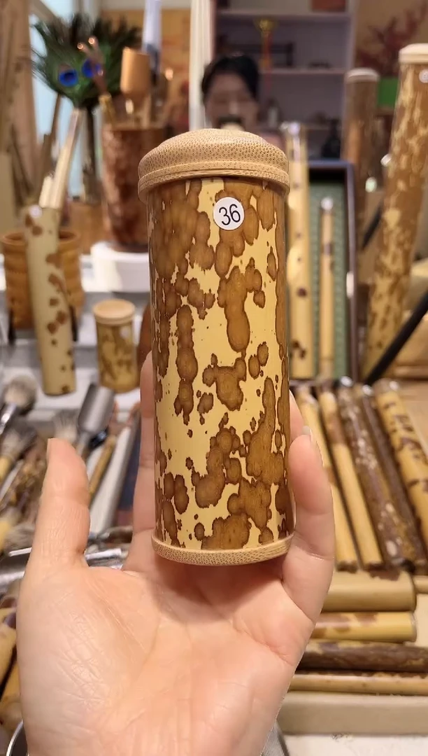 天*梅妃竹精品茶叶罐一个