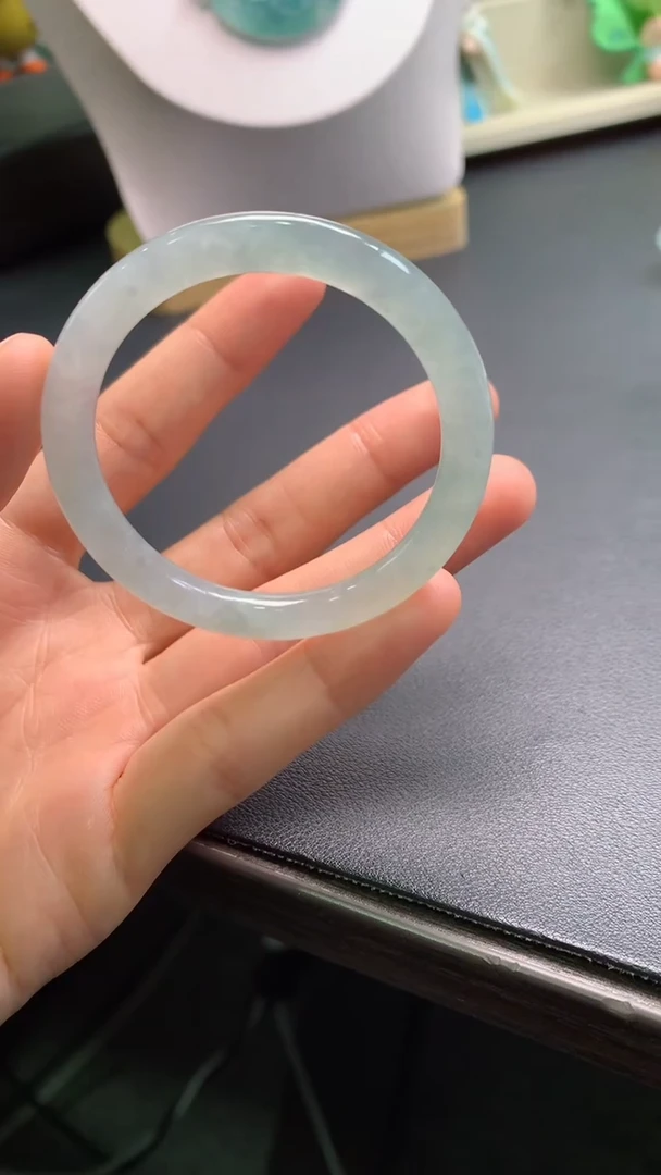 未镶嵌定制翡翠0550896726（43*5.7*6.3）