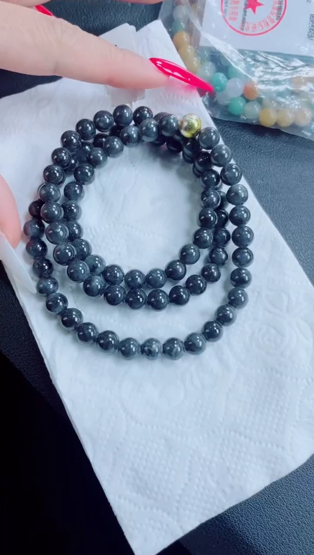 定制翡翠未镶嵌珠串