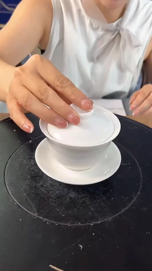 摆件c279景德镇瓷器摆件一件