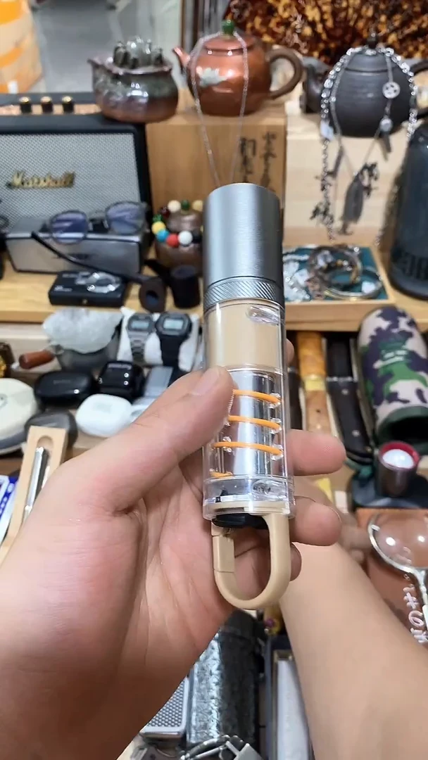 瓷片闪购商品  如图所示