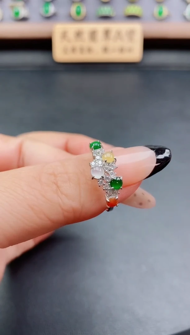 银S925镶嵌戒指翡翠1