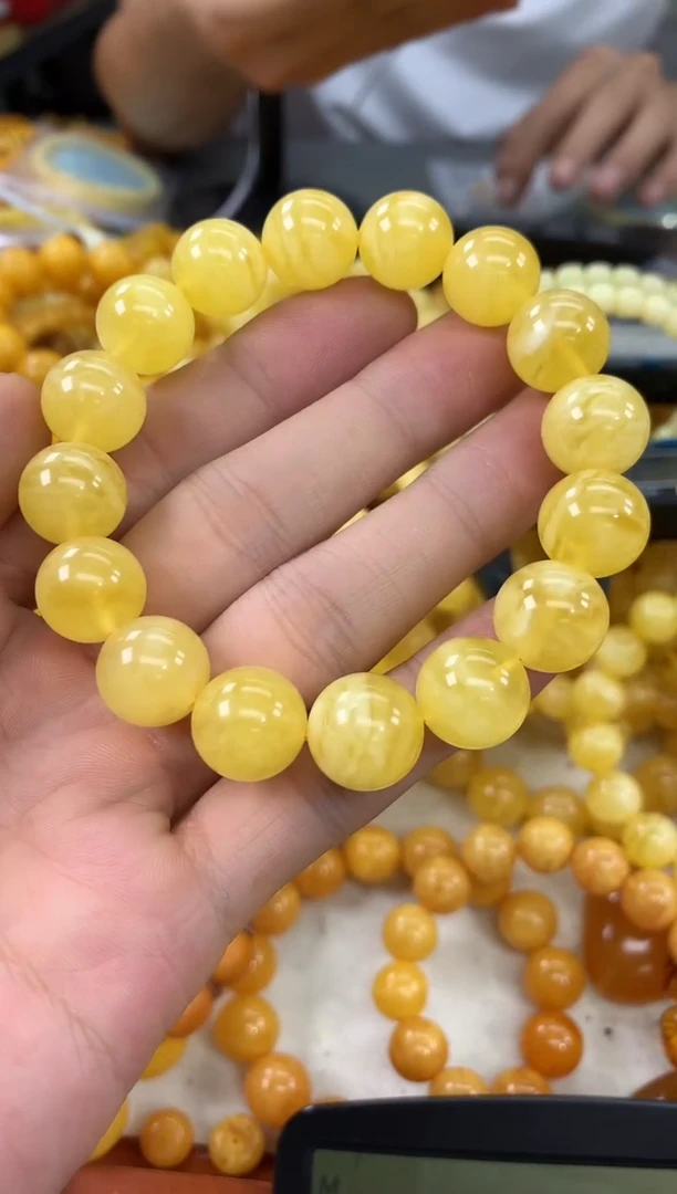 未镶嵌蜜蜡裸石手串