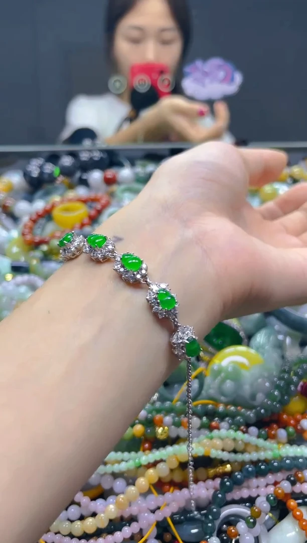 颈饰未镶嵌翡翠/X/翡翠A货，一件也是批发价