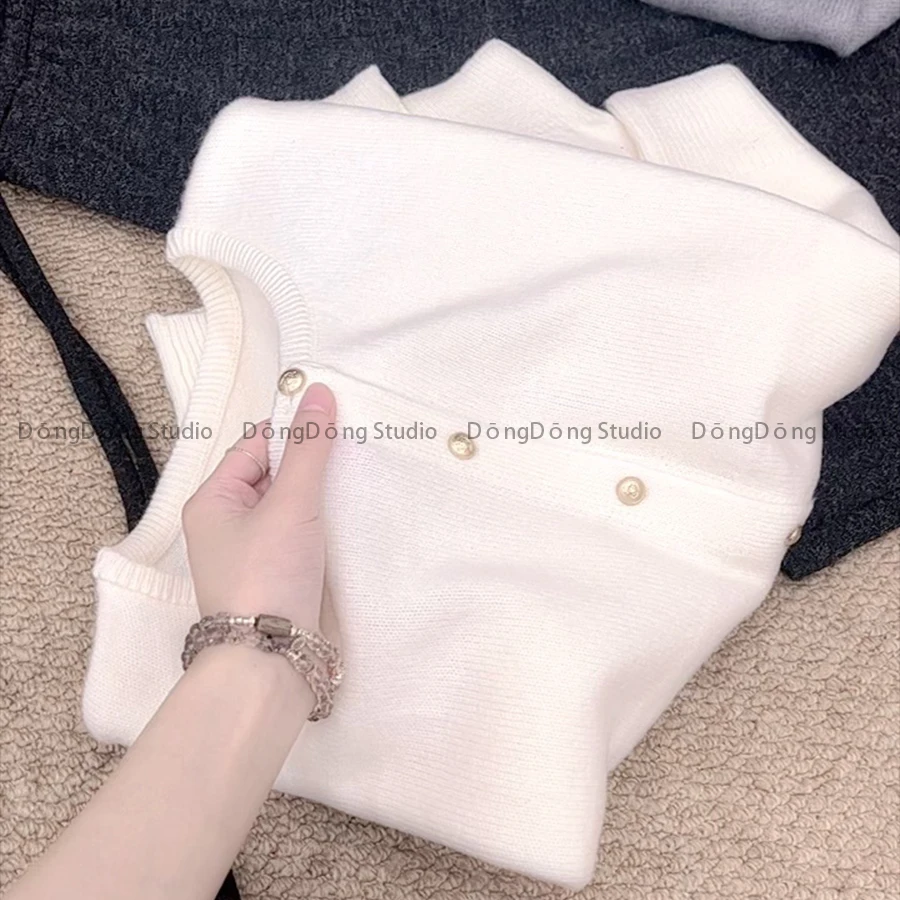 秋冬新品【全毛金扣开衫】圆领纯色宽松长袖保暖毛衣外套 KS421