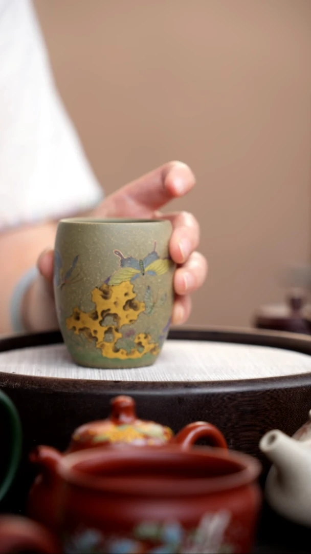 茶壶紫砂豆青砂龙蛋杯蝶恋花