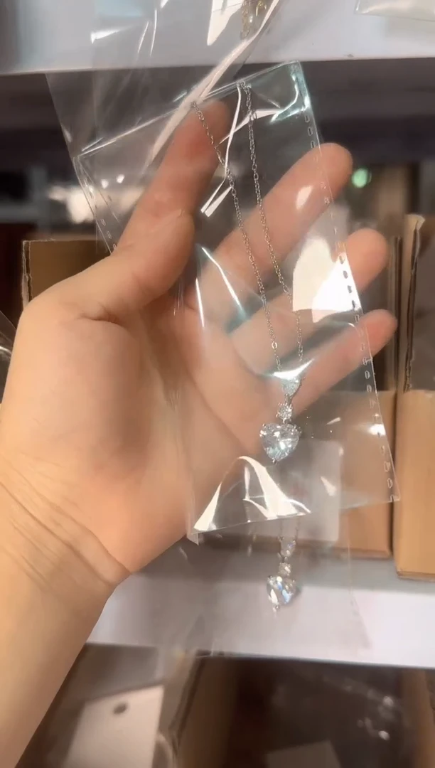 亚克力合金花岗石合金锆石小爱心