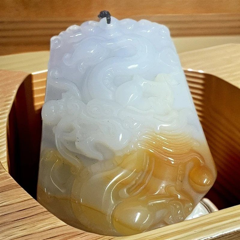 高定珠宝龙牌玛瑙吊坠