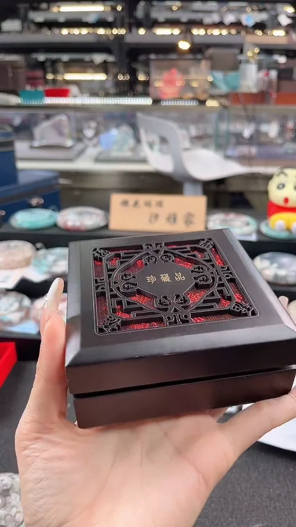 未镶嵌手镯石英质玉六*六圈口（赠品镯心）